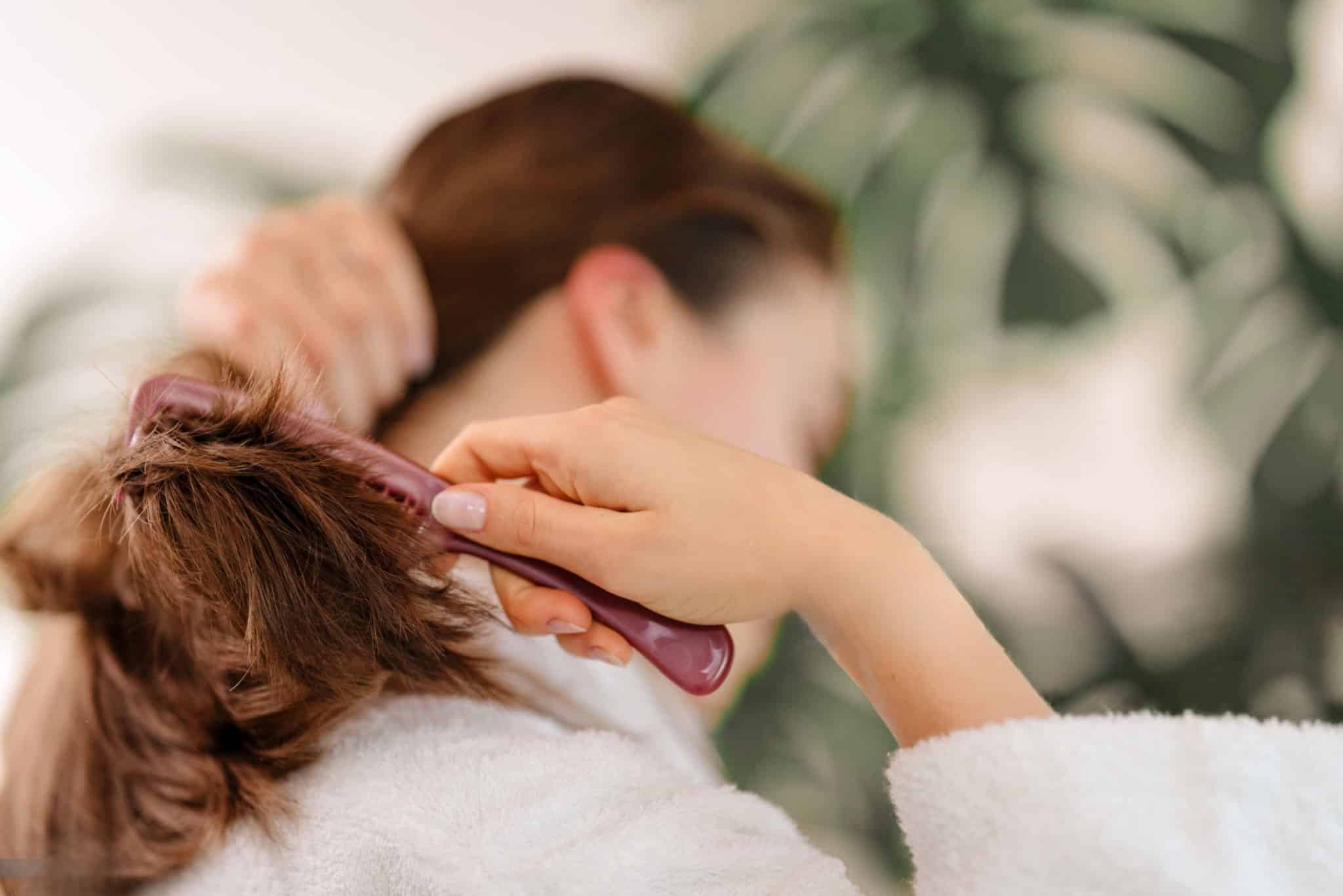 Leia mais sobre o artigo Tudo Sobre Alopecia por Tração: Um Guia Completo para Compreender, Prevenir e Tratar essa Condição.