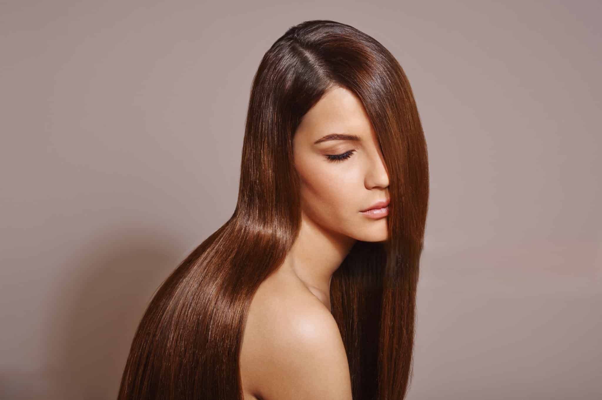 Leia mais sobre o artigo Como Ter um Cabelo de Salão em Casa: Brilho Duradouro!