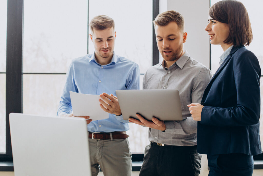 Como o Marketing Digital pode aumentar a visibilidade e credibilidade de sua empresa de auditoria e consultoria